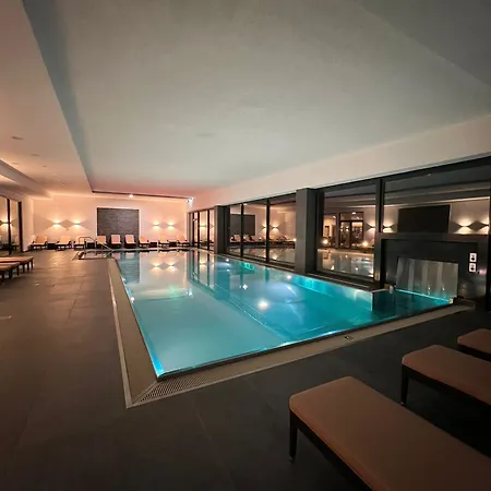 Hotel Rebhan's Business Und Wellness 4*