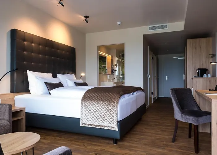 Hotel Rebhan's Business Und Wellness 4*
