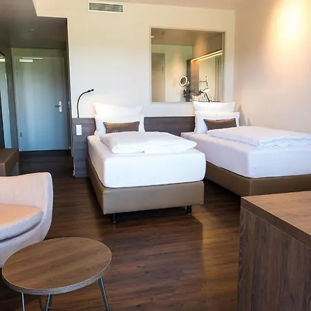 Rebhan's Business Und Wellness ホテル Neukenroth