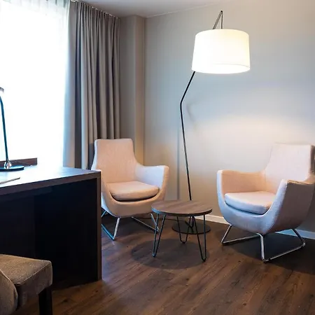 Rebhan's Business Und Wellness ホテル 4*